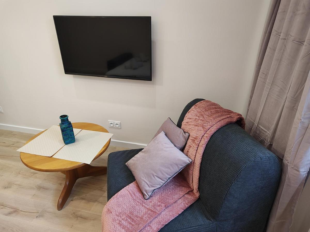 Apartament Chelmska 24 *